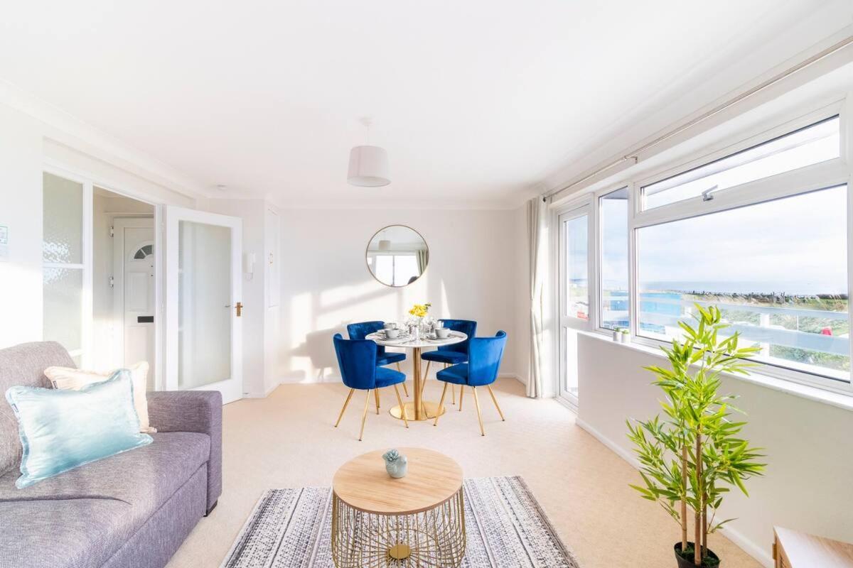 Incredible Sea View 2 Bedroom Beach Apartment Bournemouth Dış mekan fotoğraf