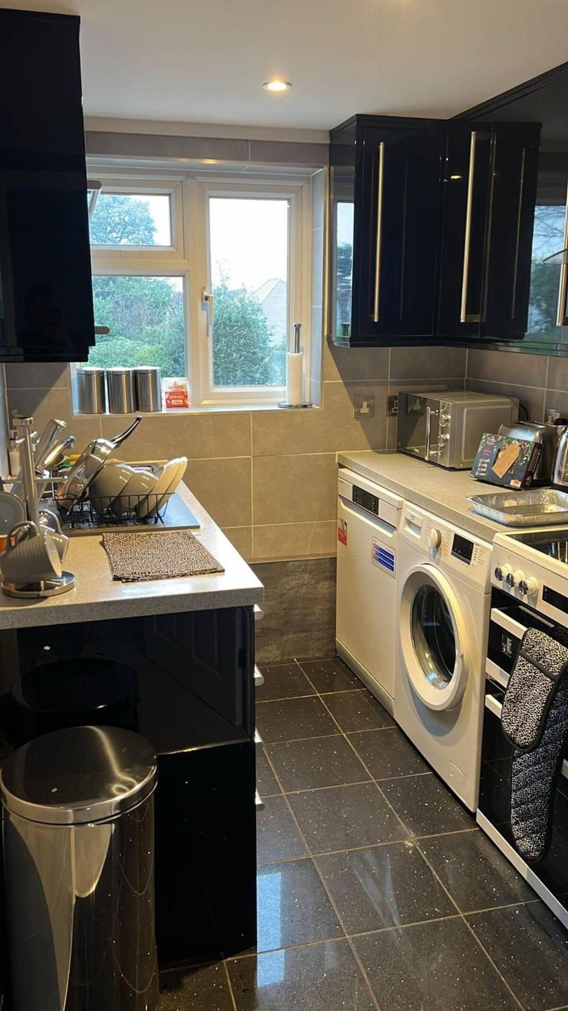 Incredible Sea View 2 Bedroom Beach Apartment Bournemouth Dış mekan fotoğraf
